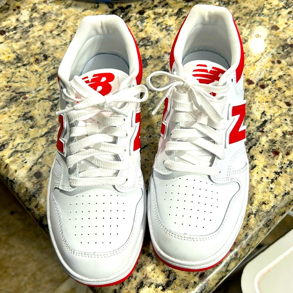 New balance shoes